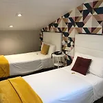 奥特泰克斯酒店 酒店 2*
